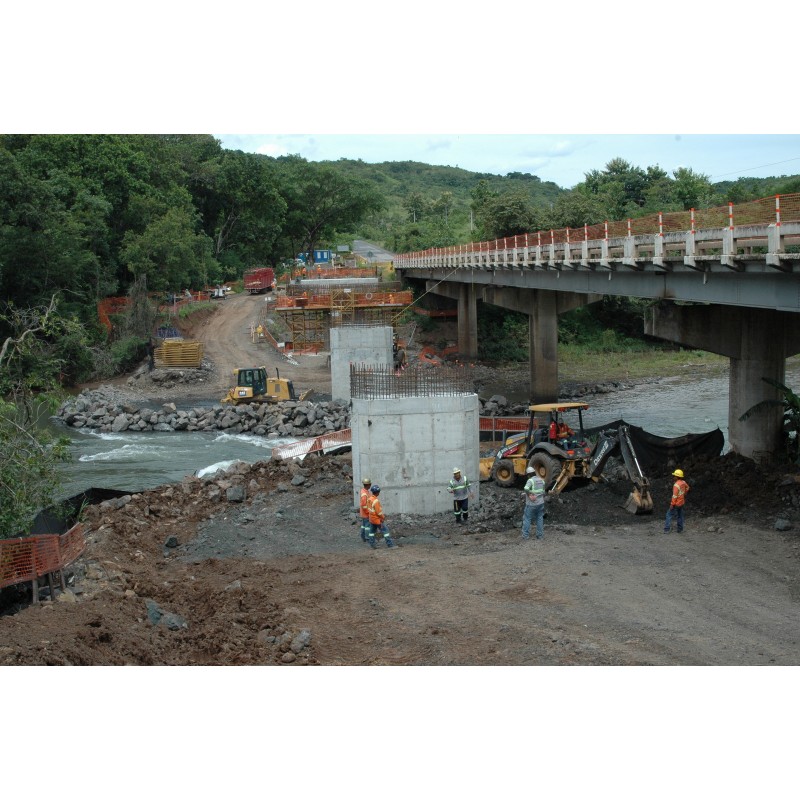 NOVA PONTE SOBRE O RIO COBRE